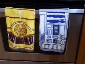 Star Wars Kitchen Ideas - R2-D2 & C-3PO Hand Towel Set